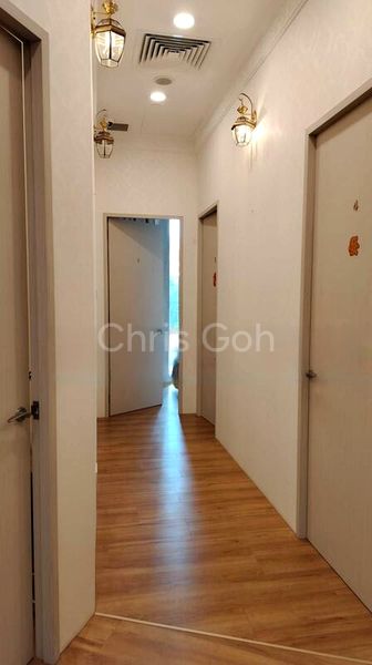 Shop / Shophouse for Rent: Beauty salon for takeover on Holland Village street - Image 2