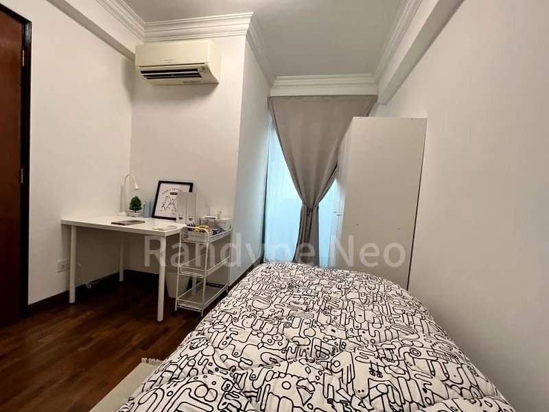 Common Room (Condo) for Rent in  Santa Fe Mansions - Image 3