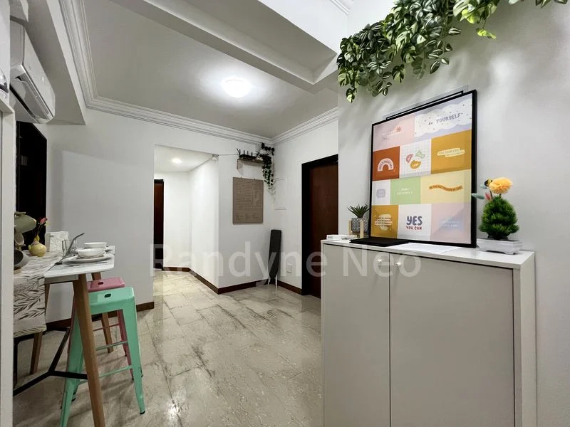 Common Room (Condo) for Rent in  Santa Fe Mansions - Image 8