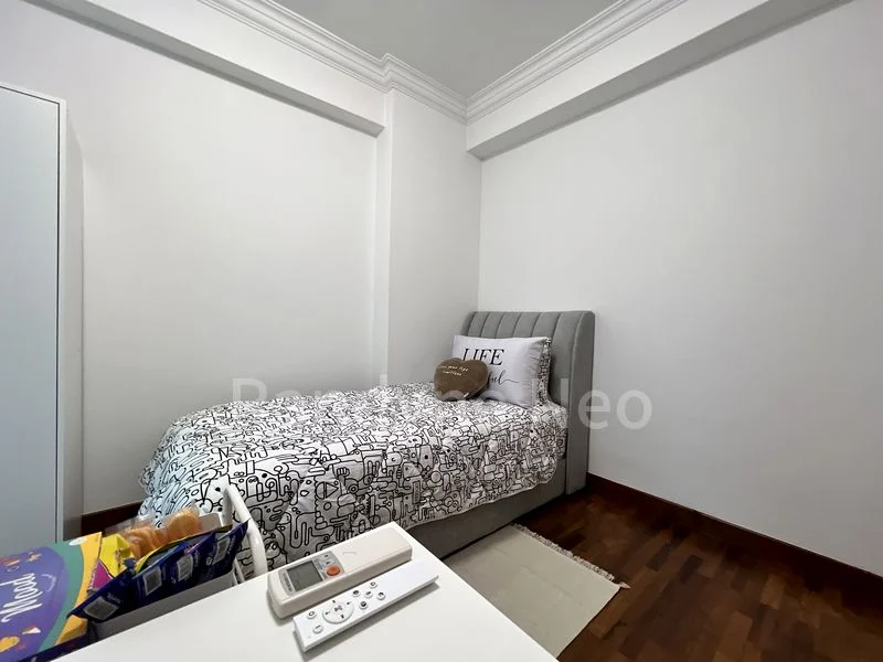 Common Room (Condo) for Rent in  Santa Fe Mansions - Image 2