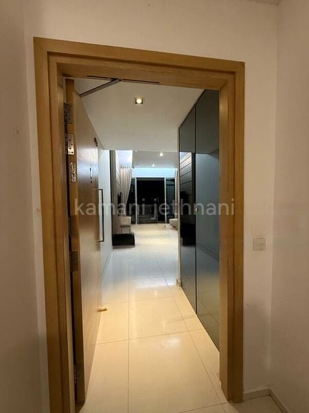 5 Bed Condo for Rent in  Livia - Image 6