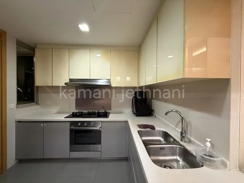 5 Bed Condo for Rent in  Livia - Image 2
