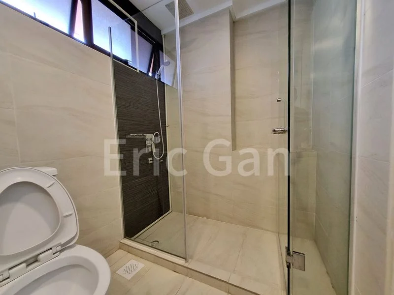 4 Bed Apartment (Condo) for Rent in  Parkway View - Image 12