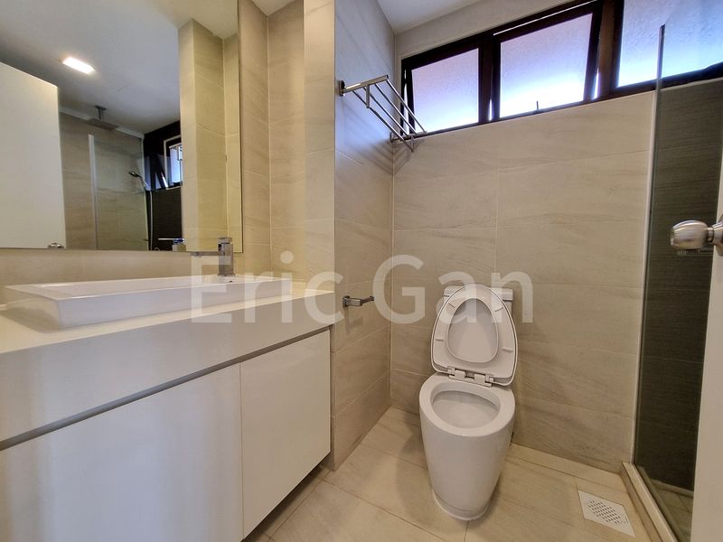 4 Bed Apartment (Condo) for Rent in  Parkway View - Image 11