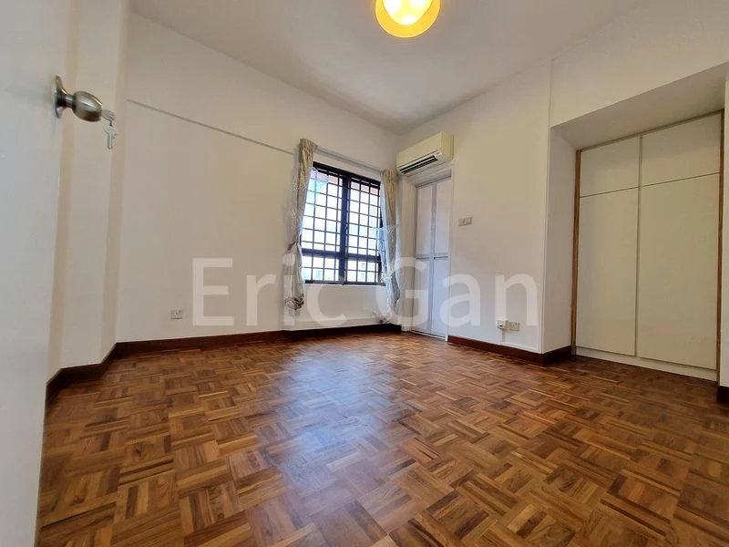 4 Bed Apartment (Condo) for Rent in  Parkway View - Image 14