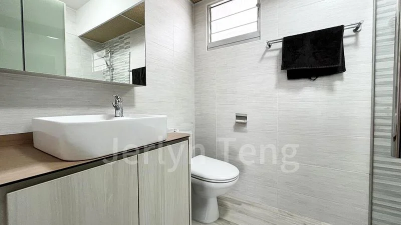 5 Room (5I) HDB for Rent in 440B Bukit Batok West Avenue 8 - Image 3