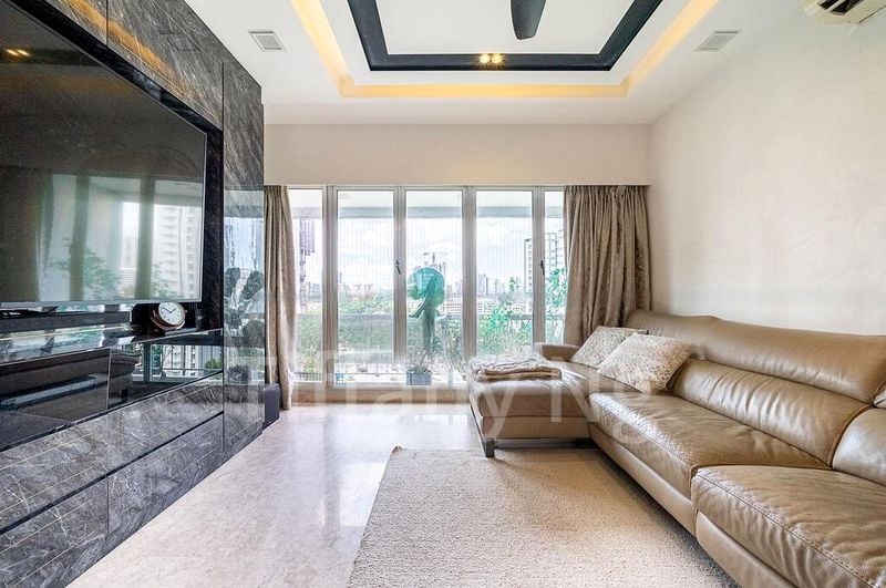 3 Bed Condo for Sale in  Pasadena - Image 13