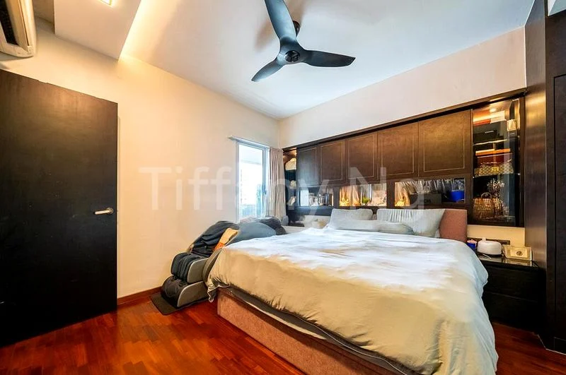 3 Bed Condo for Sale in  Pasadena - Image 7