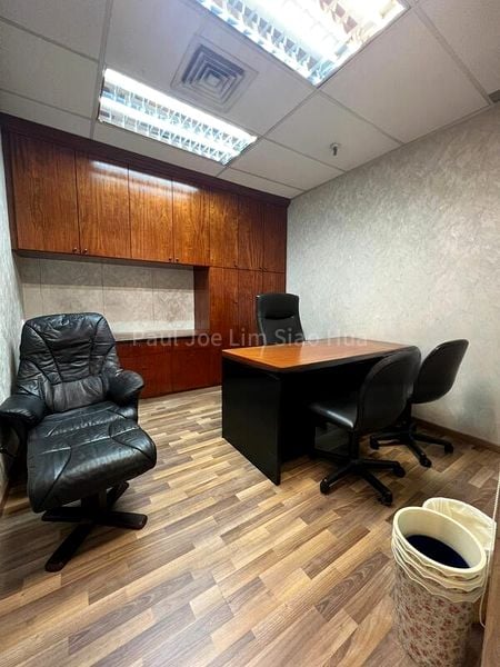 Office for Sale: Textile Centre - Image 3