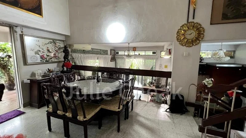 3 Bed Semi-Detached House (Landed) for Sale in  Unique Garden - Image 5