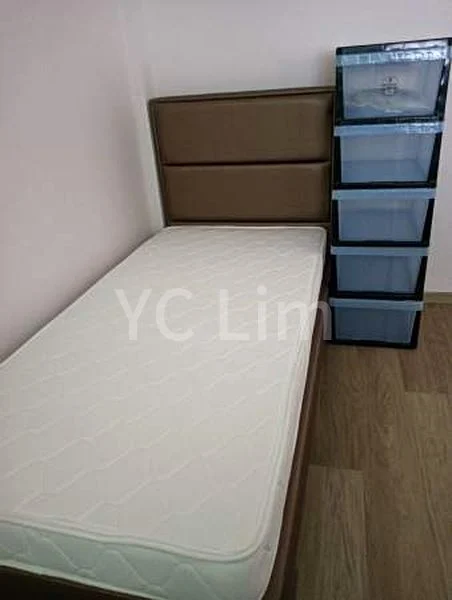 Common Room (HDB) for Rent in  241 Jurong East Street 24 - Image 1