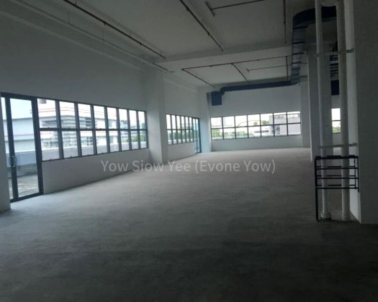 Light Industrial (B1) for Rent: 8B on Admiralty Street - Image 2