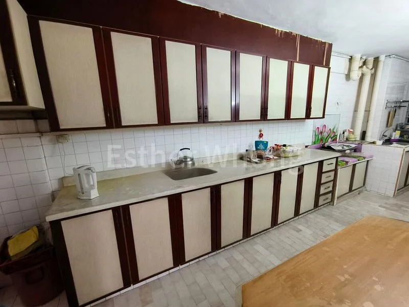 4 Room (4NG) HDB for Rent in  101 Woodlands Street 13 - Image 2