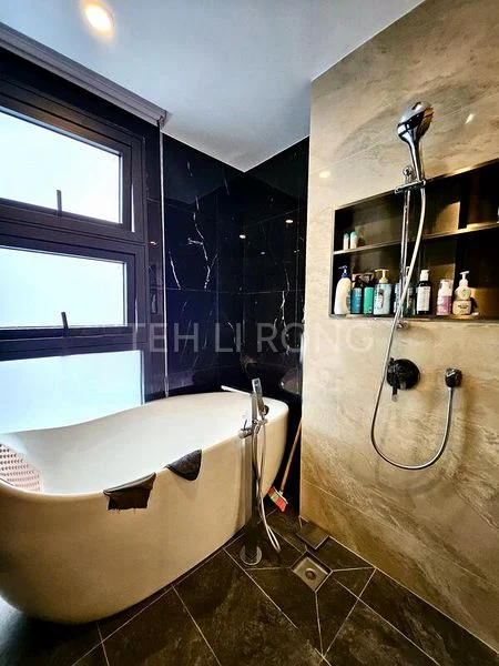 8 Bed Bungalow (Landed) for Sale in  Picardy Gardens - Image 5