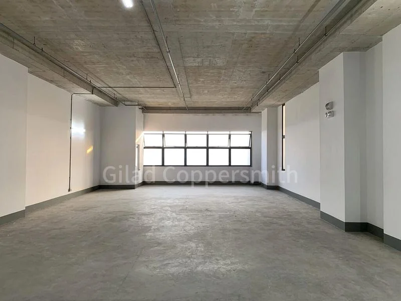 Light Industrial (B1) for Rent: Nordcom I - Image 5