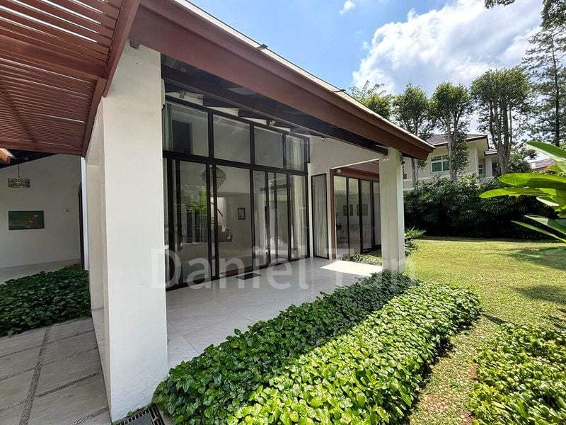 6 Bed Bungalow (Landed) for Rent in  King's Terrace - Image 10