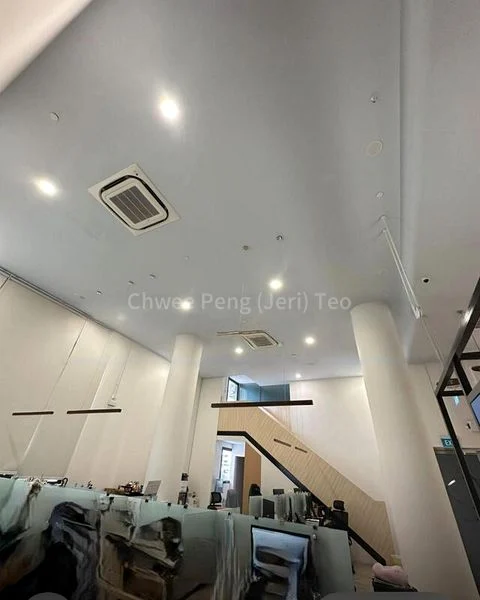 Light Industrial (B1) for Rent: BS Centre - Image 5