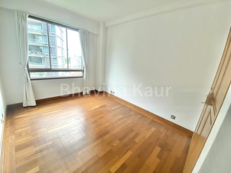 3 Bed Condo for Rent in  Hullet Rise - Image 10