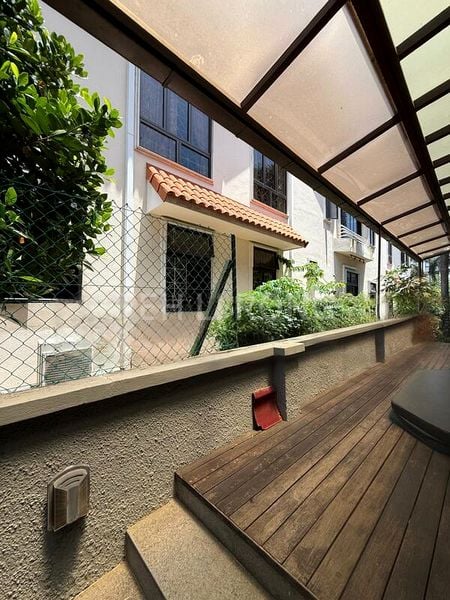 5 Bed Semi-Detached House (Landed) for Sale in  Telok Kurau Ria - Image 7