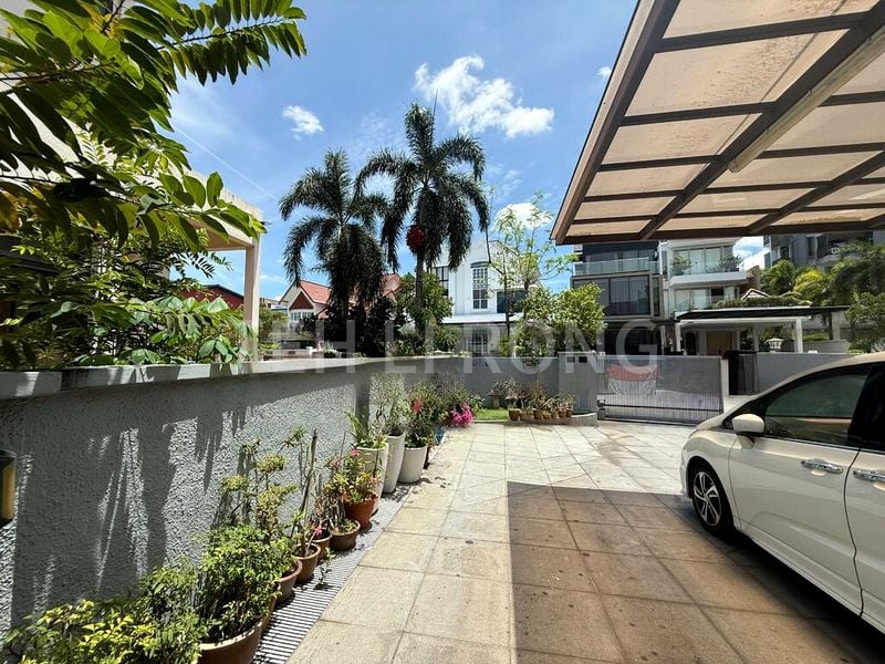 5 Bed Semi-Detached House (Landed) for Sale in  Telok Kurau Ria - Image 5