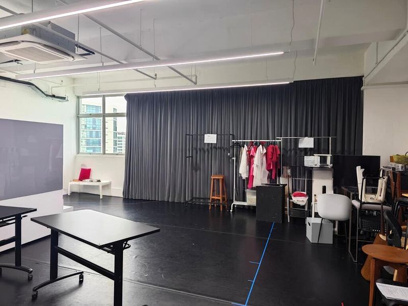 Light Industrial (B1) for Rent: Yi Guang Factory Building - Image 4