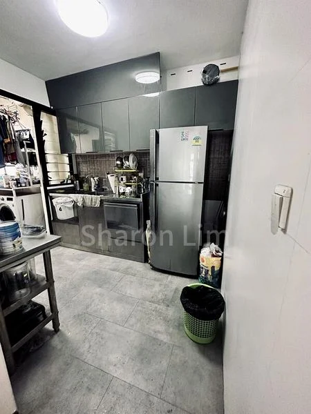 Common Room (HDB) for Rent in  932A Hougang Avenue 9 - Image 1