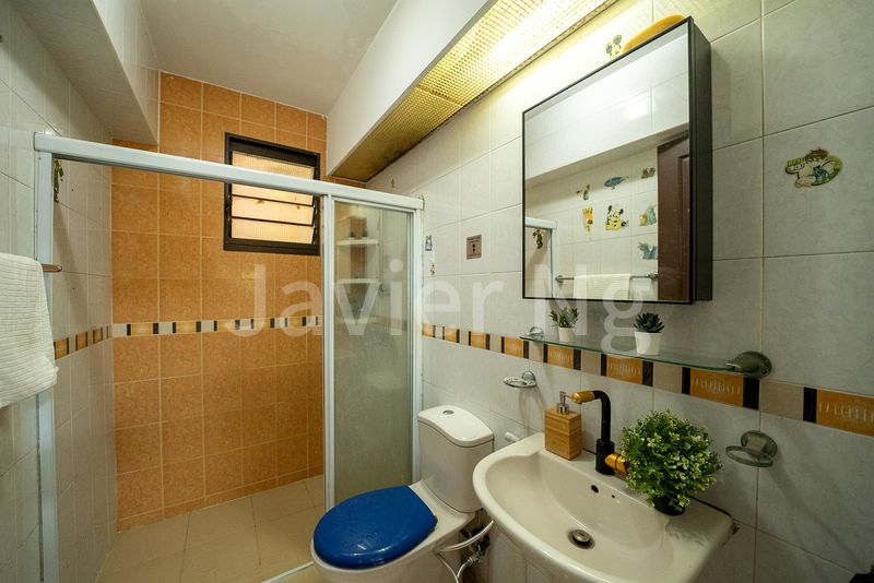 5 Room (5I) HDB for Sale in  155 Rivervale Crescent - Image 4