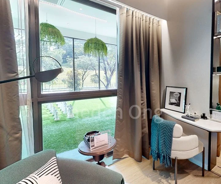 5 Bed Executive Condo for Sale in Altura - Image 8