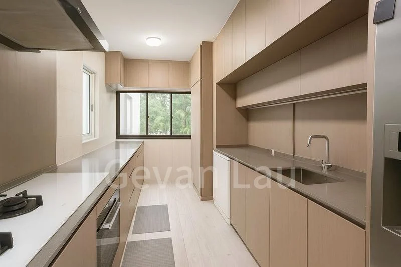 Maisonette HDB for Sale in  633 Hougang Avenue 8 - Image 4