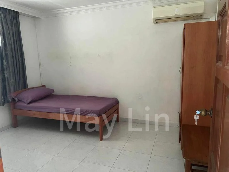 3 Room (3I) HDB for Rent in  154 Mei Ling Street - Image 1