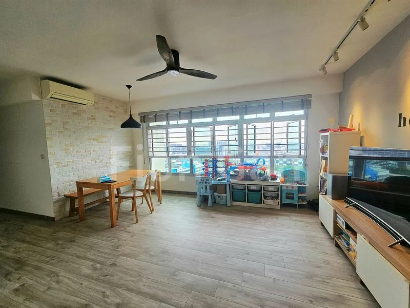 4 Room (4A) HDB for Sale in 292C Bukit Batok East Avenue 6 - Image 5