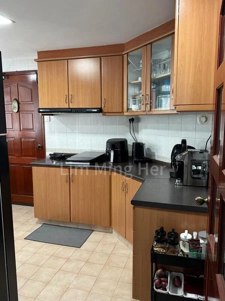 3 Bed Condo for Sale in  Ballota Park Condominium - Image 9