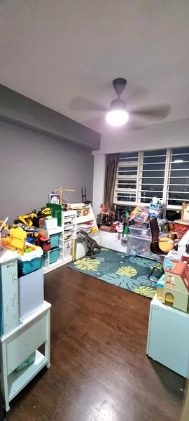 5 Room (5A) HDB for Sale in  296A Bukit Batok Street 22 - Image 9