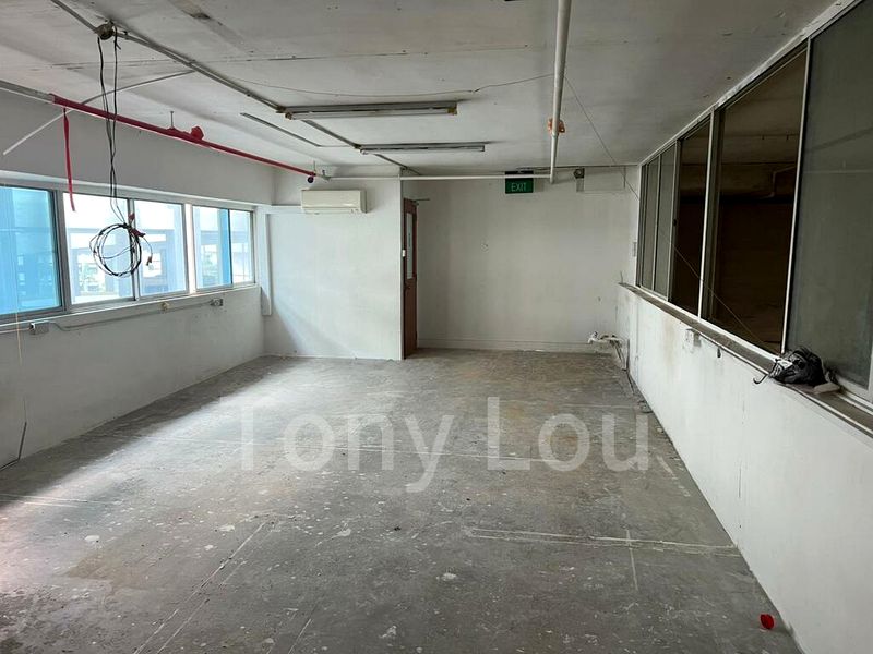 Light Industrial (B1) for Rent: North Link Building - Image 2