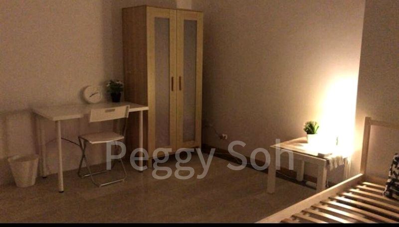 4 Bed Condo for Rent in  The Huntington - Image 12