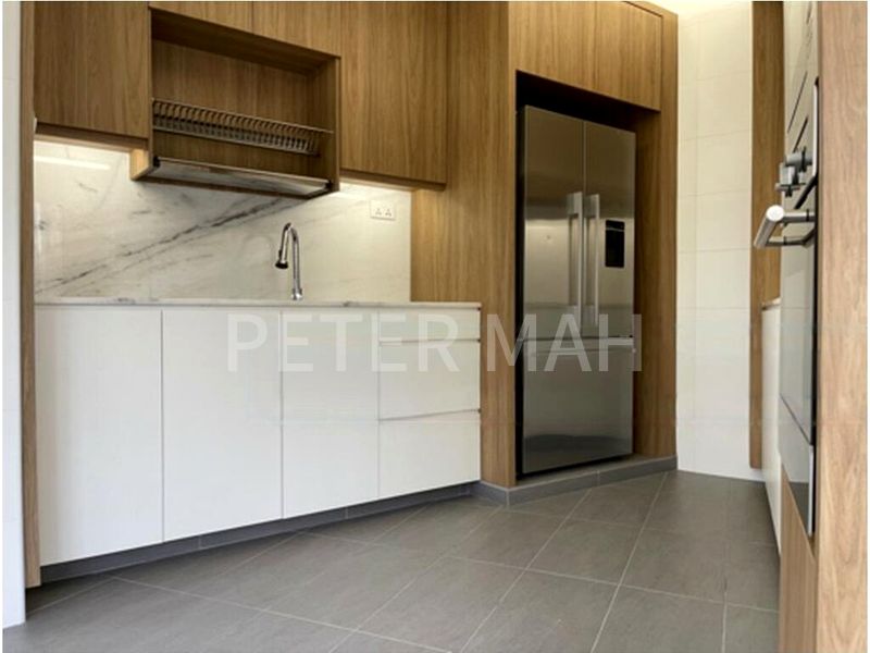 3 Bed Condo for Rent in  The Draycott - Image 6
