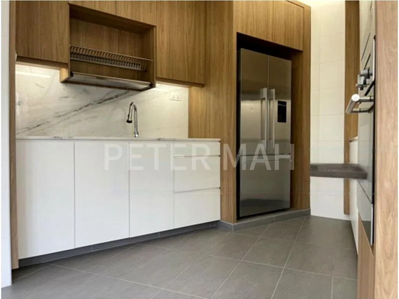 3 Bed Condo for Rent in  The Draycott - Image 14