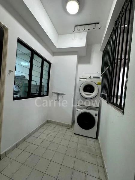 4 Bed Condo for Rent in  Hume Park I - Image 12