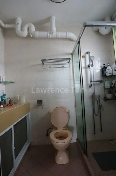 Executive HDB for Sale in  163 Jalan Teck Whye - Image 1