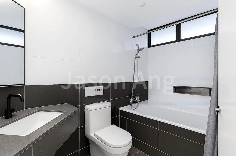 3 Bed Condo for Sale in  Mandarin Gardens - Image 4