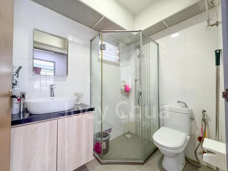 Premium HDB for Sale in 322B Sumang Walk - Image 11