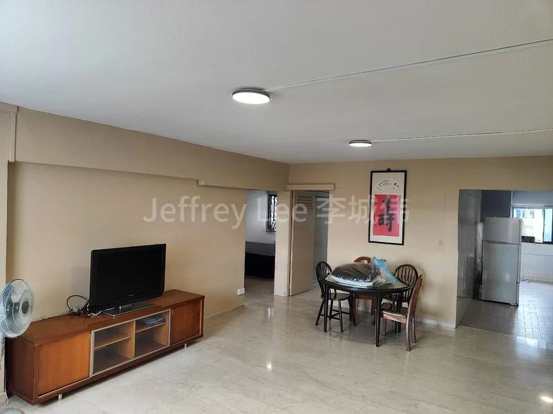 4 Room (4NG) HDB for Rent in 141 Tampines Street 12 - Image 4