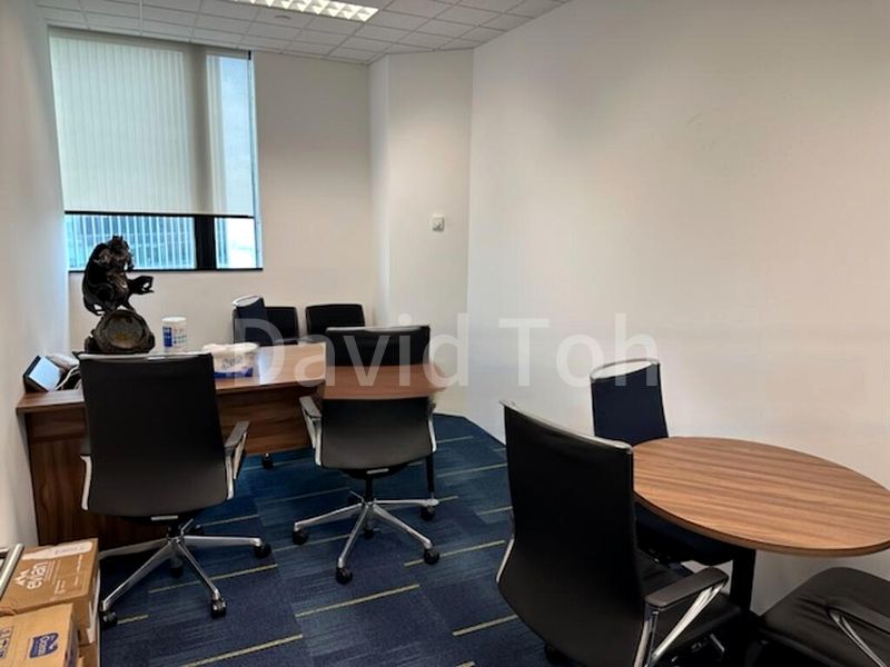 Office for Rent: Excellent High Floor, Fitted Office with View; Raffles Place - Image 2