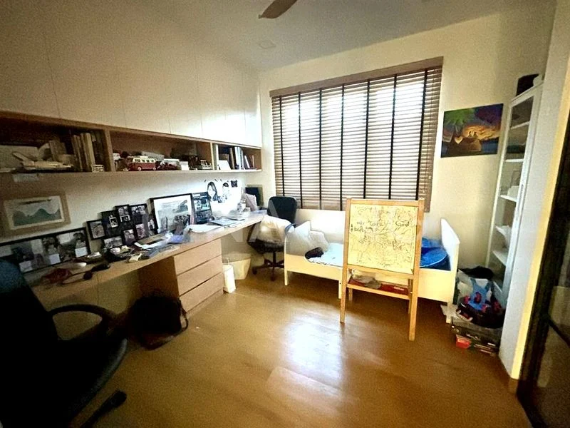 4 Bed Semi-Detached House (Landed) for Sale in  Lengkong Lima - Image 6