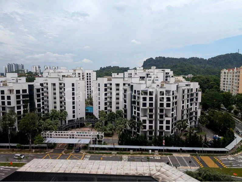 1 Bed Condo for Sale in  The Hillier - Image 7