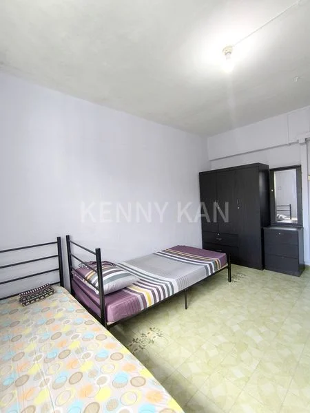 Common Room (HDB) for Rent in  2 Haig Road - Image 2