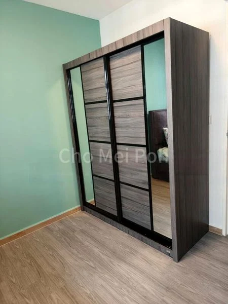 Room (HDB) for Rent in  472B Fernvale Street - Image 1