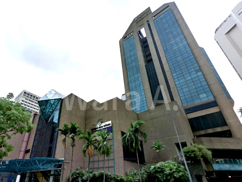 Office for Rent: Forum Galleria Shopping Centre - Image 1