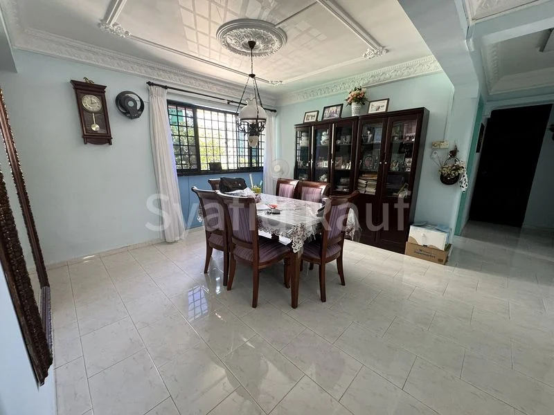 5 Room (5I) HDB for Sale in 238 Yishun Ring Road - Image 4