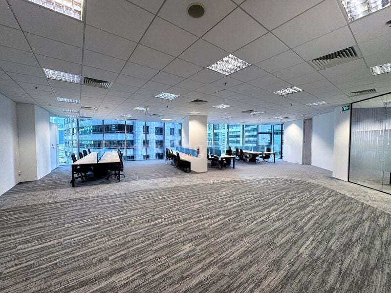 Plus Office for Rent: 2,500 sq ft on Main Street, Downtown Complex - Image 8